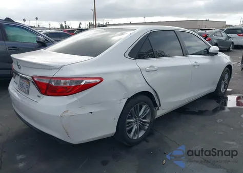 2016 Toyota Camry Le/Xle/Se/Xse z USA, uszkodzony, nr VIN 4T1BF1FK6GU168407